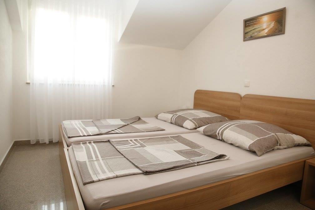 Apartments Simic Водице Екстериор снимка