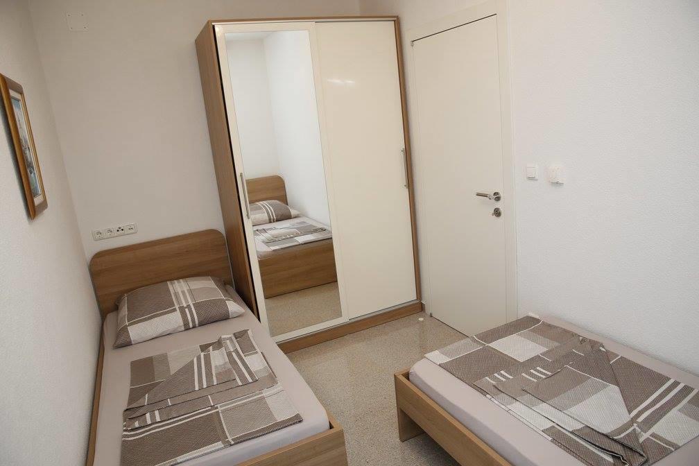 Apartments Simic Водице Екстериор снимка